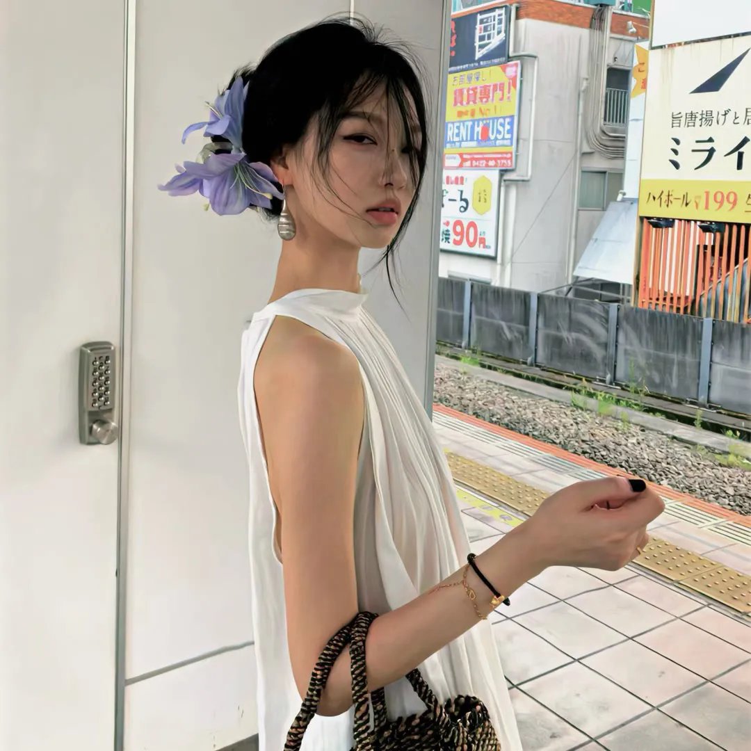 闪婚后,成了满级大佬的心尖宠